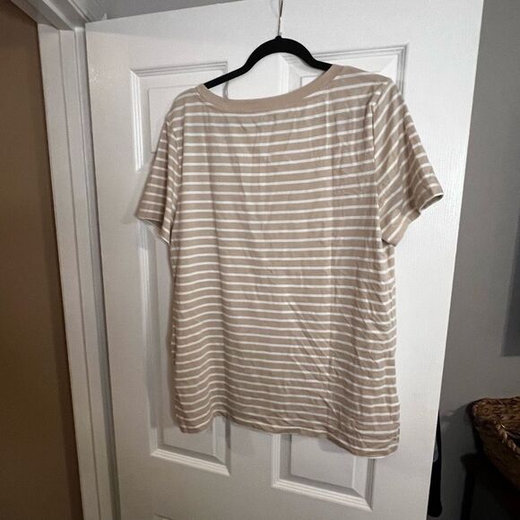 Gap large tall nwt v-neck, short sleeve, stripe cream,brown top organic cotton - Picture 6 of 8